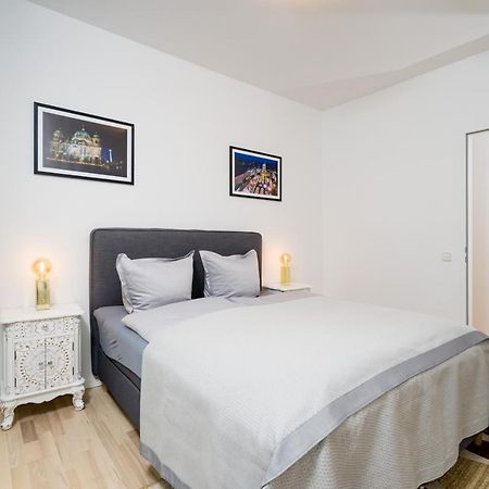 Stylish 1Br In Downtown Berlin Mitte Spittelmarkt Екстериор снимка
